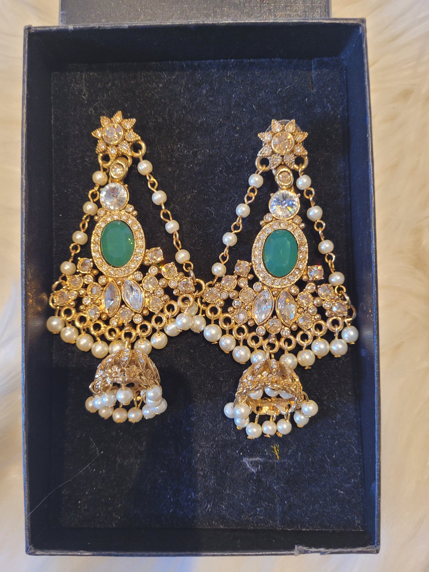 Almeera emerald Earrings