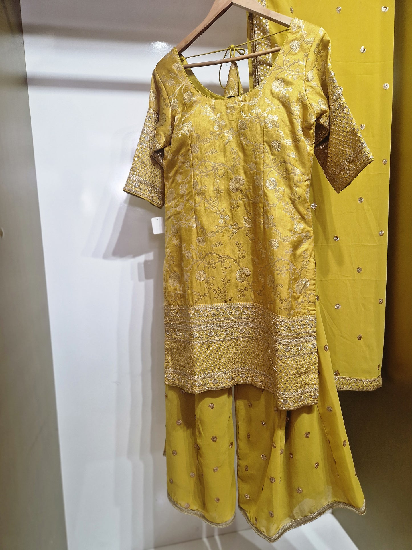 Mustard Brocade Suit Set – With Dupatta & Plazo| Elegant Festive Wear