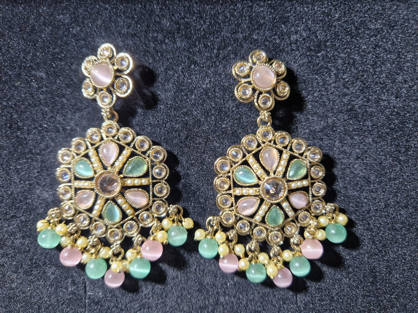 Elegant Traditional Kundan Earrings with Pearl and Bead Accents