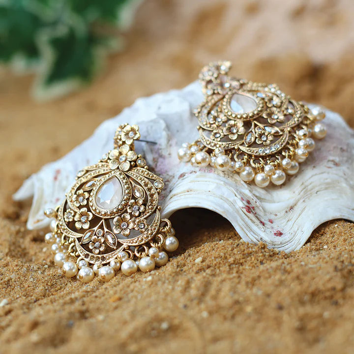 Ramisa Fan Earrings