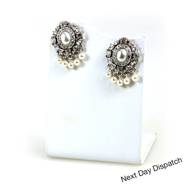 Heerat Stud Earrings (Buy as Seen)